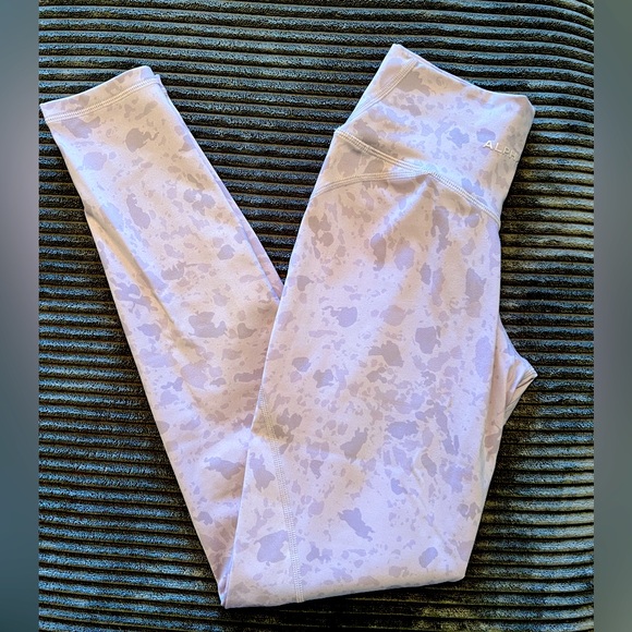Alphalete Surface Leggings - Picture 1 of 3